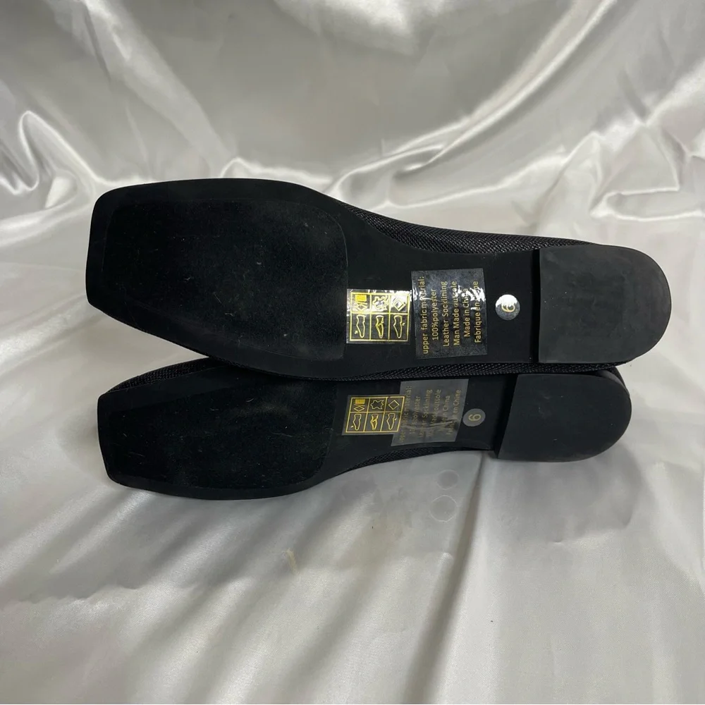 JEFFREY CAMPBELL GERALDINE BLACK MESH GOLD
CHAIN BALLET FLATS SIZE 6 - Picture 10 of 11
